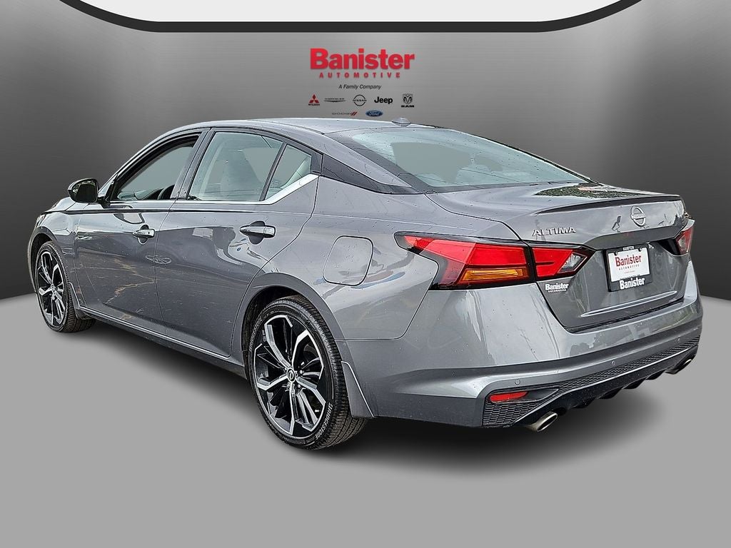 2025 Nissan Altima SR