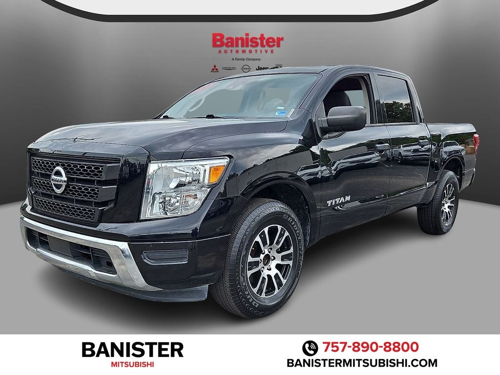 2022 Nissan Titan SV