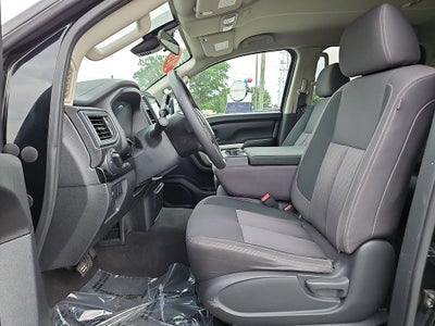 2022 Nissan Titan SV