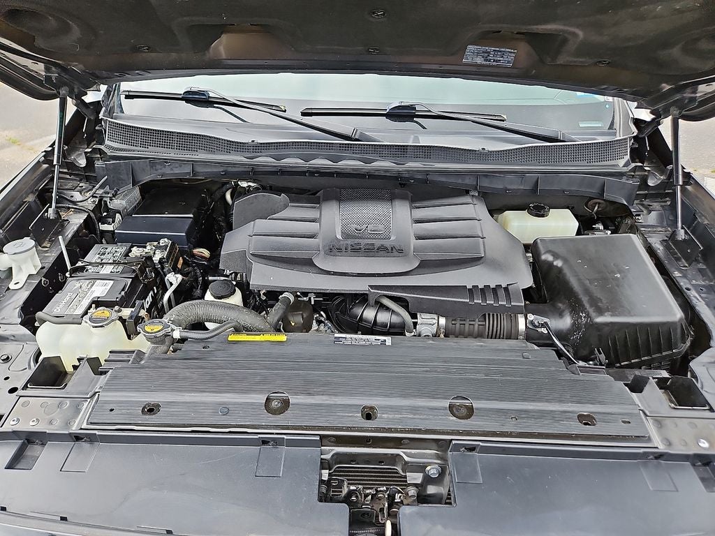 2022 Nissan Titan SV