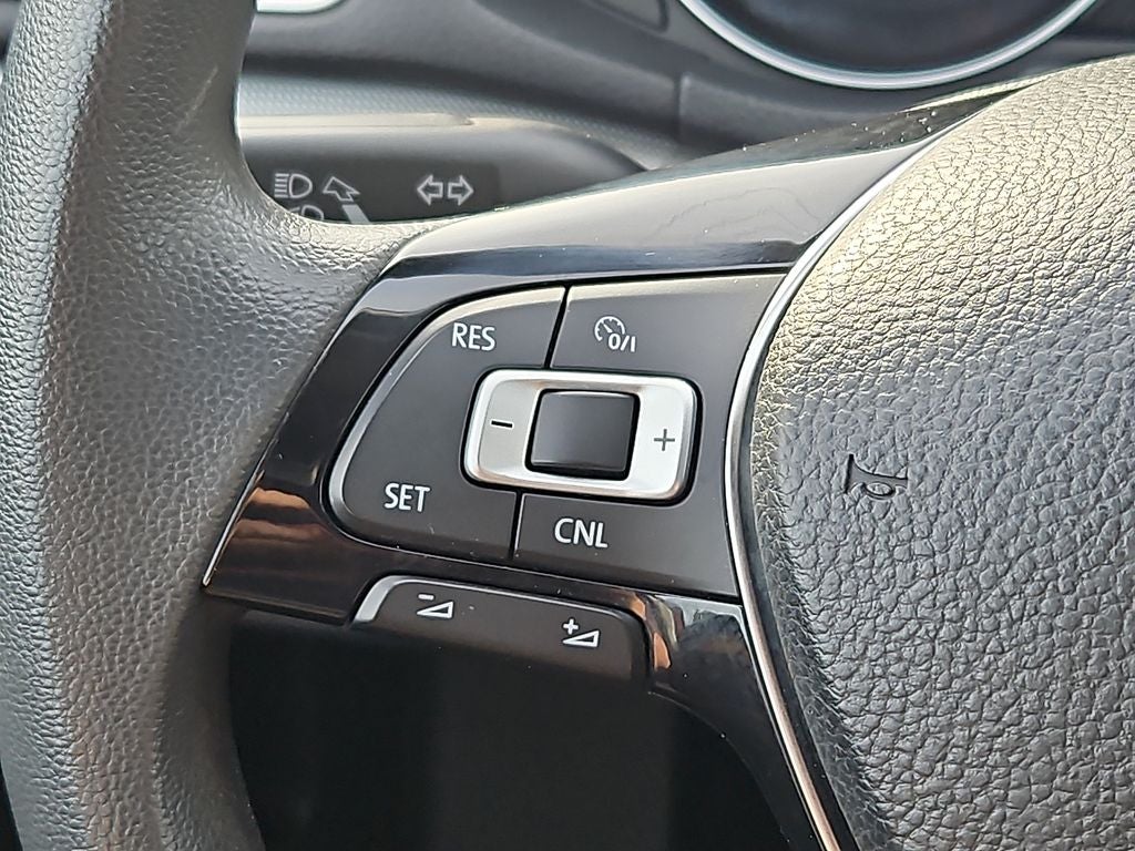 2018 Volkswagen Passat 2.0T S