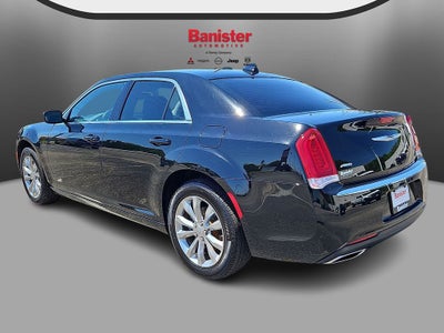 2023 Chrysler 300 Touring