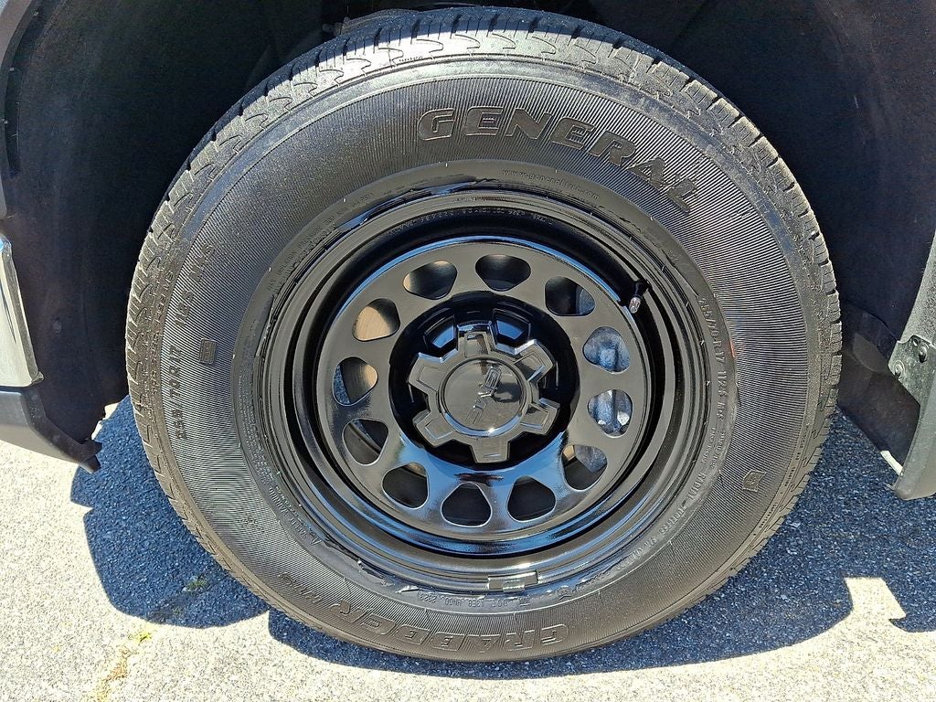 2023 GMC Sierra Pro