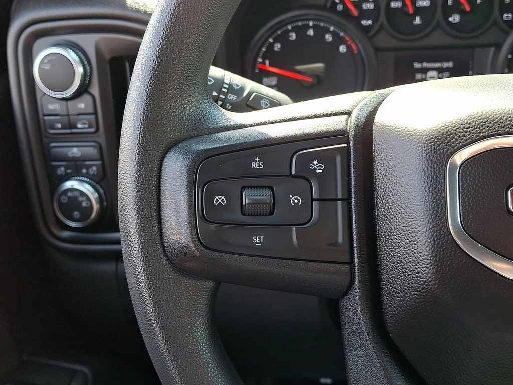 2023 GMC Sierra Pro