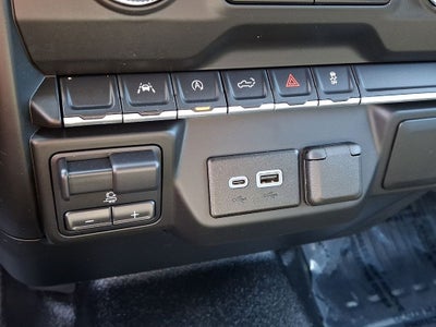 2023 GMC Sierra Pro