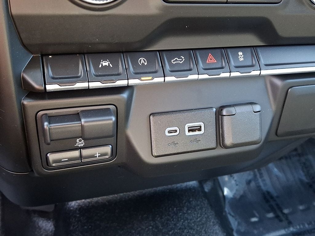 2023 GMC Sierra Pro