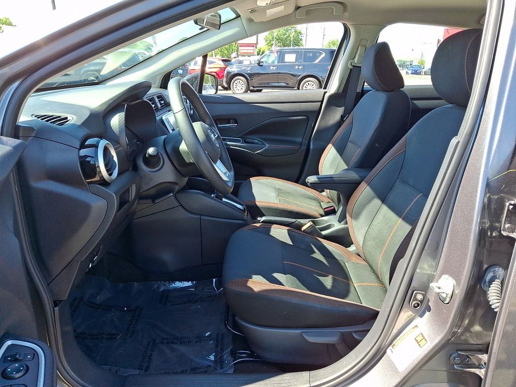 2020 Nissan Versa SR