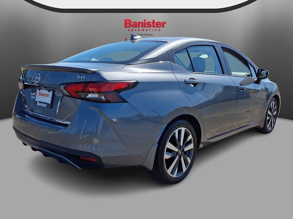 2020 Nissan Versa SR
