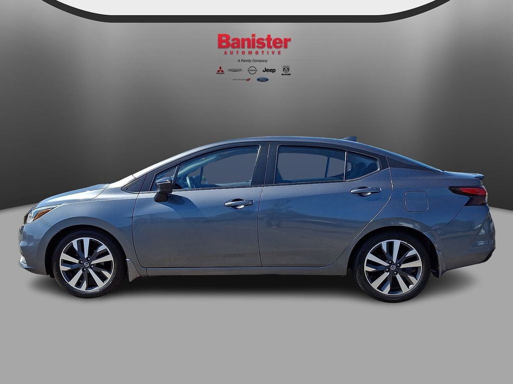 2020 Nissan Versa SR