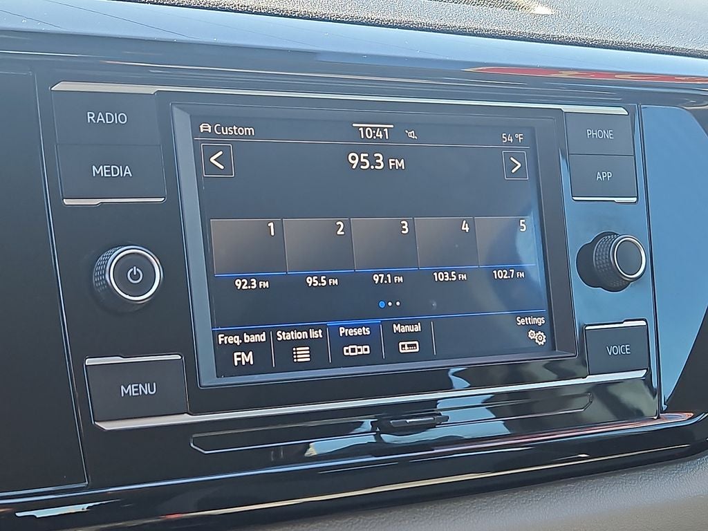 2023 Volkswagen Taos S
