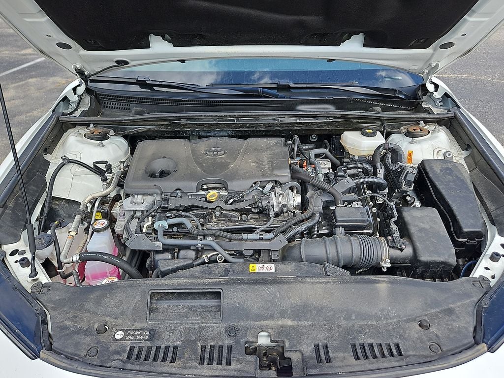 2025 Toyota Camry Hybrid LE