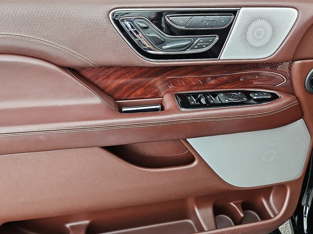 2019 Lincoln Navigator L Black Label