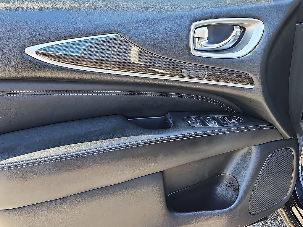 2020 INFINITI QX60 LUXE