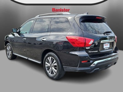2019 Nissan Pathfinder SL