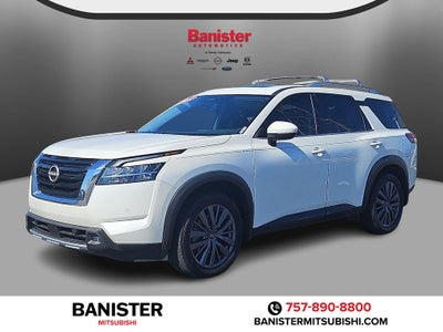 2022 Nissan Pathfinder SL
