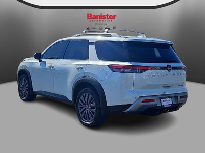 2022 Nissan Pathfinder SL