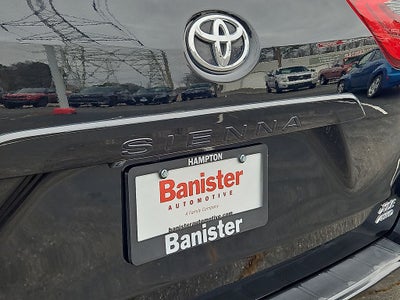 2020 Toyota Sienna XLE