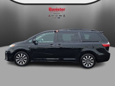 2020 Toyota Sienna XLE