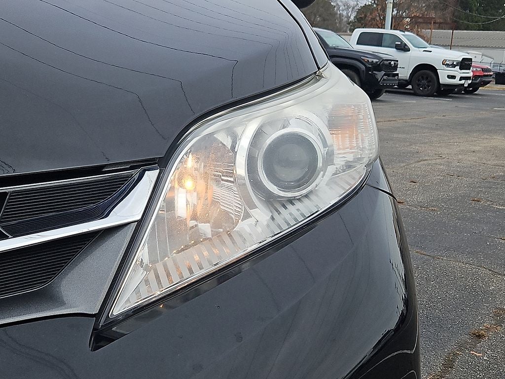 2020 Toyota Sienna XLE