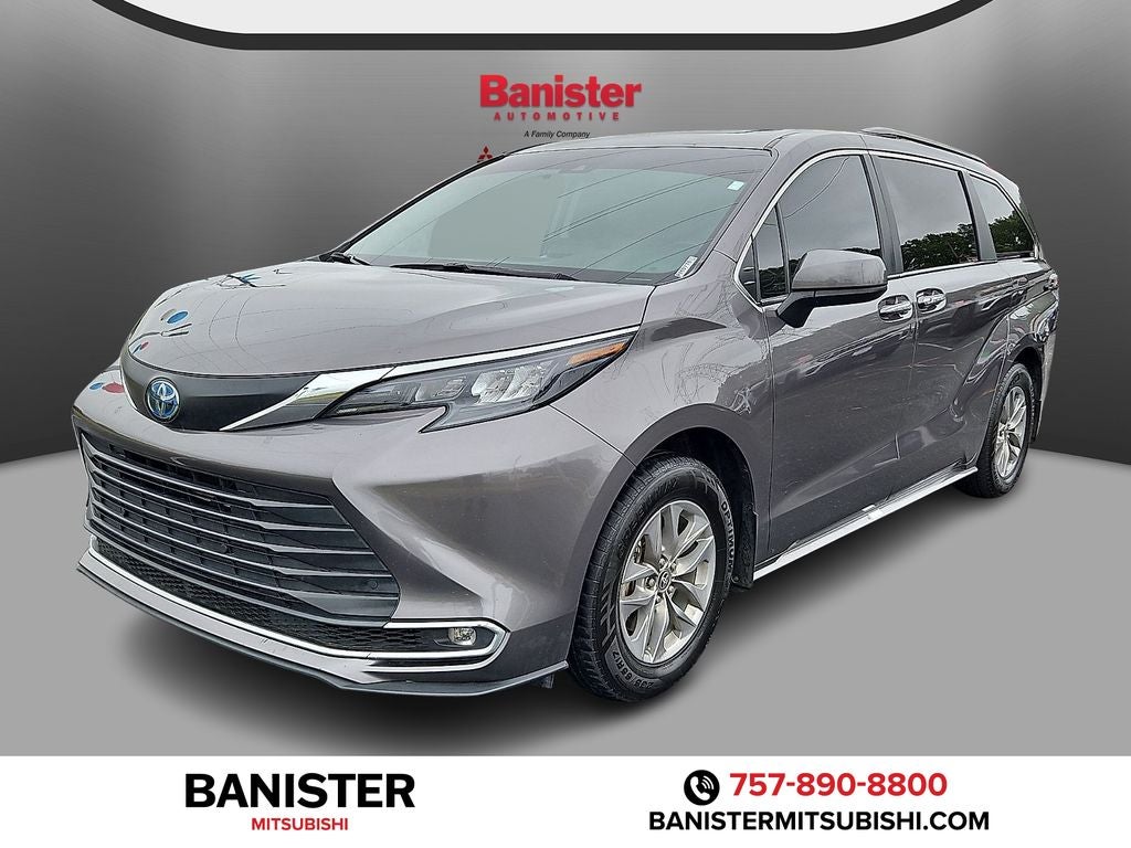2024 Toyota Sienna XLE