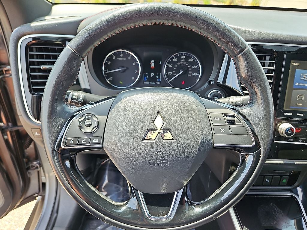 2020 Mitsubishi Outlander LE