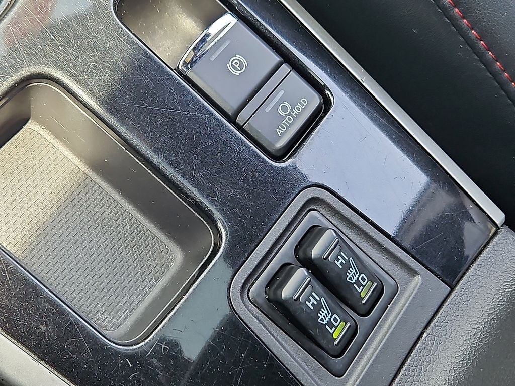 2020 Mitsubishi Outlander LE
