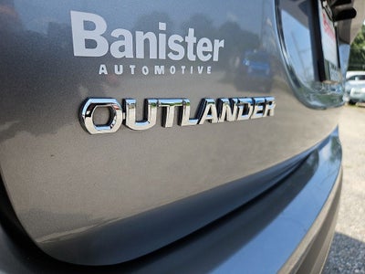 2020 Mitsubishi Outlander LE