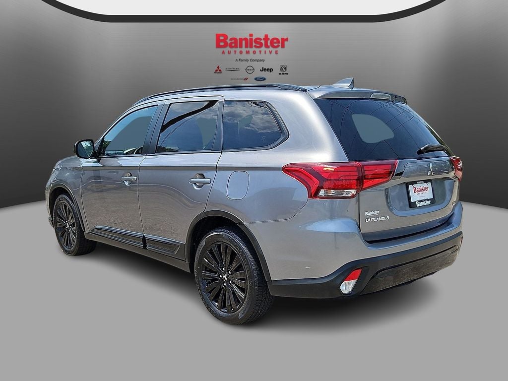 2020 Mitsubishi Outlander LE