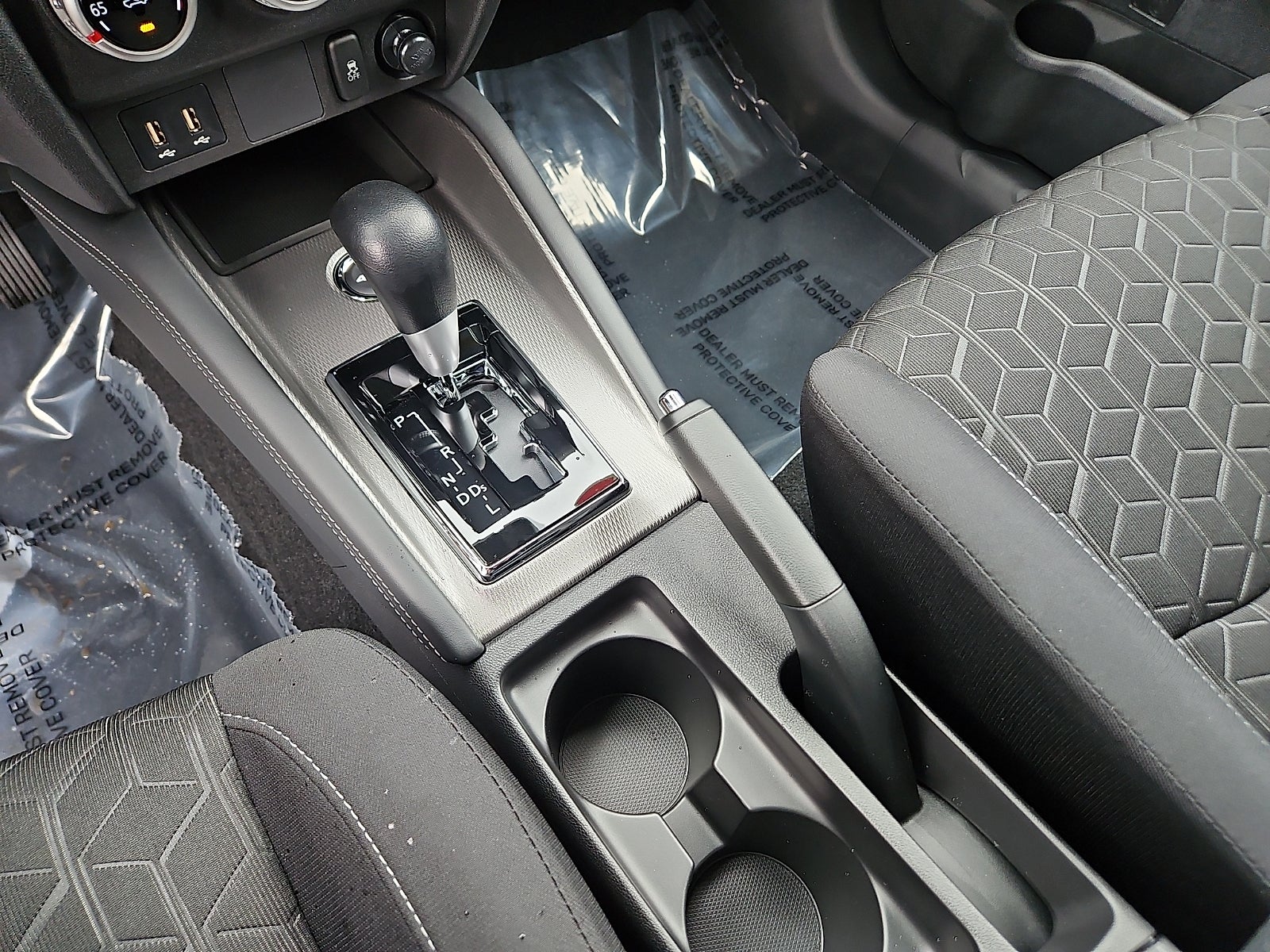 2027 Mitsubishi Outlander Sport ES