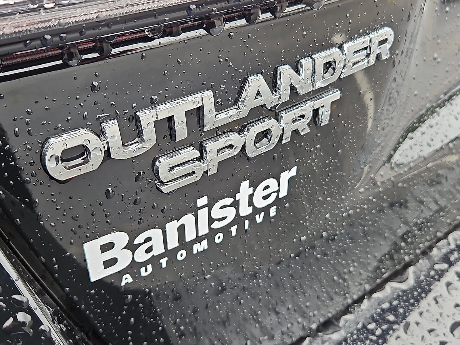 2027 Mitsubishi Outlander Sport ES