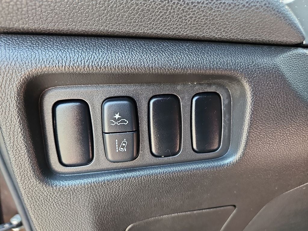 2023 Mitsubishi Outlander Sport LE