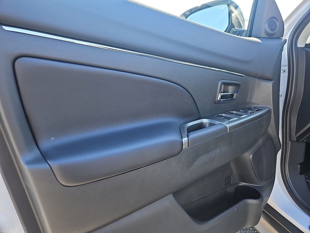 2026 Mitsubishi Outlander Sport S