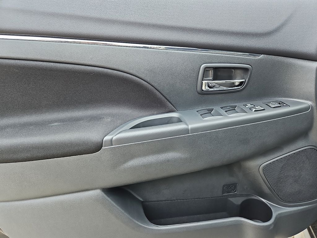2026 Mitsubishi Outlander Sport S