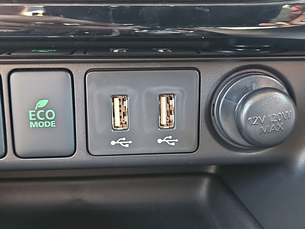 2026 Mitsubishi Eclipse Cross LE