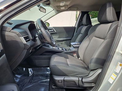 2022 Mitsubishi Outlander ES