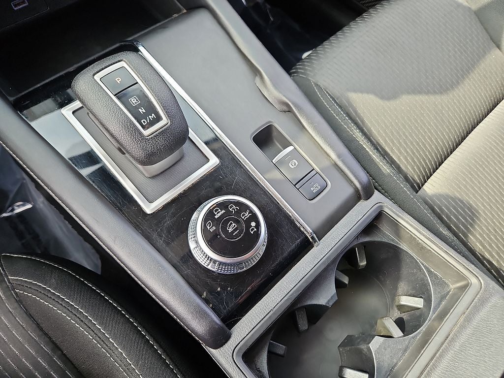 2022 Mitsubishi Outlander ES