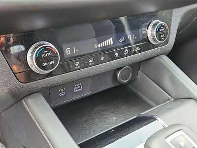 2022 Mitsubishi Outlander ES