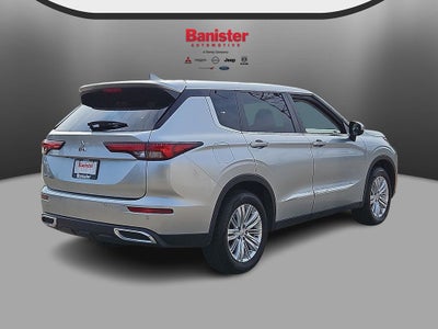 2022 Mitsubishi Outlander ES