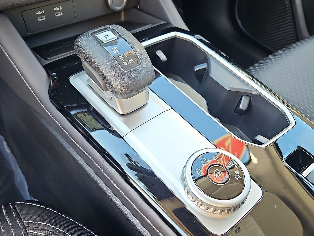 2026 Mitsubishi Outlander ES