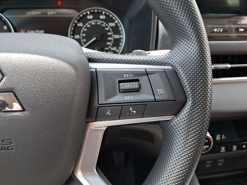 2026 Mitsubishi Outlander ES
