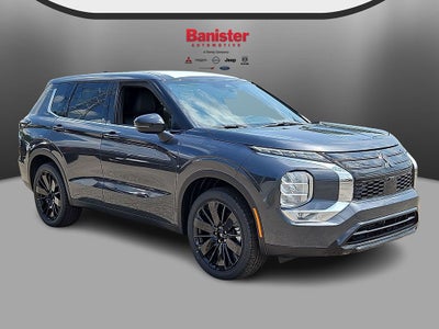 2026 Mitsubishi Outlander SE