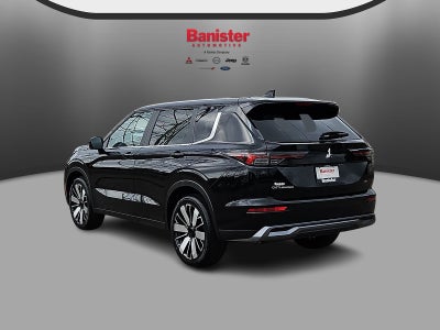 2026 Mitsubishi Outlander SE