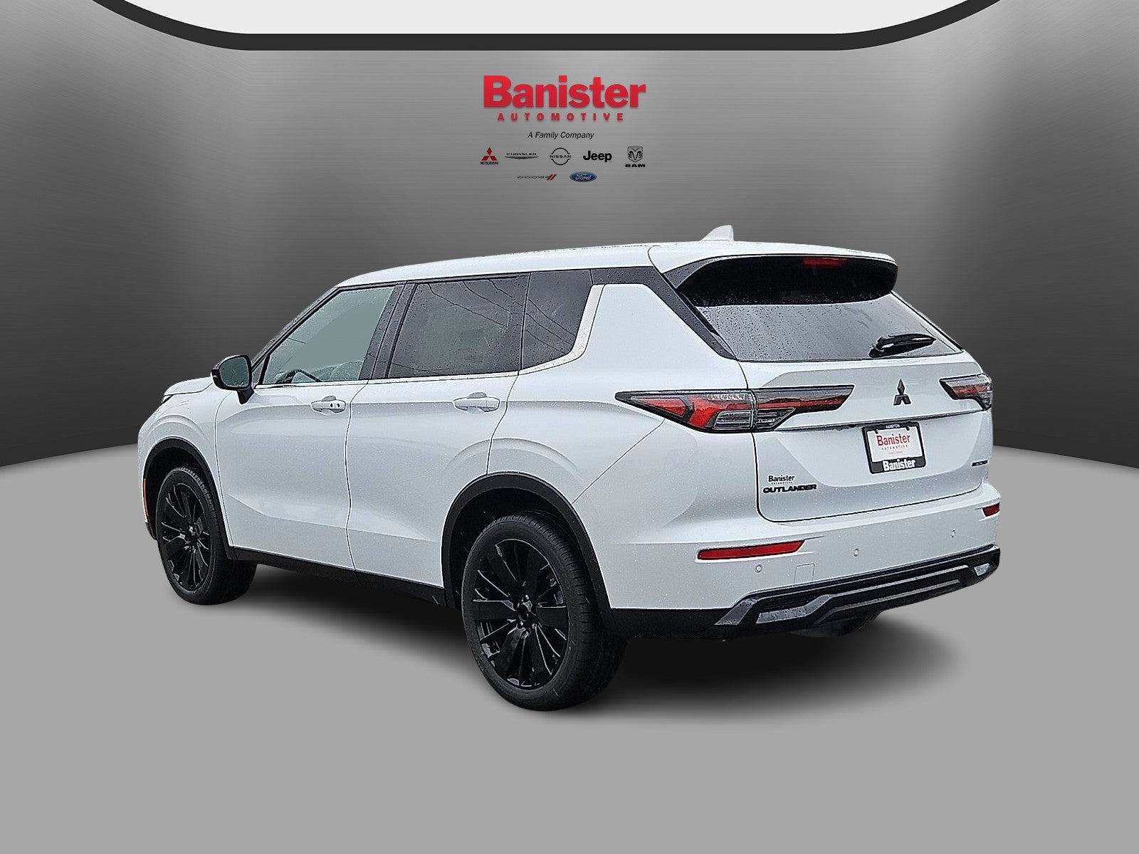 2026 Mitsubishi Outlander SE