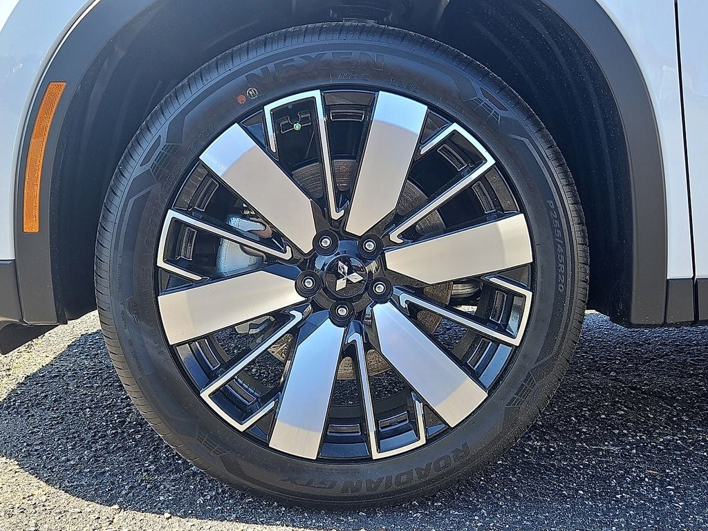 2026 Mitsubishi Outlander SE