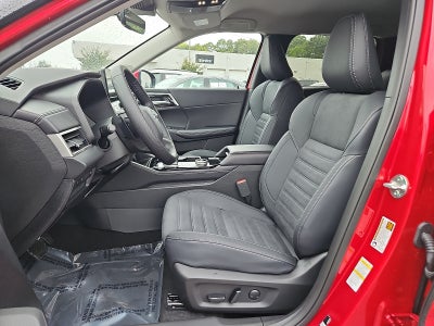 2026 Mitsubishi Outlander SE
