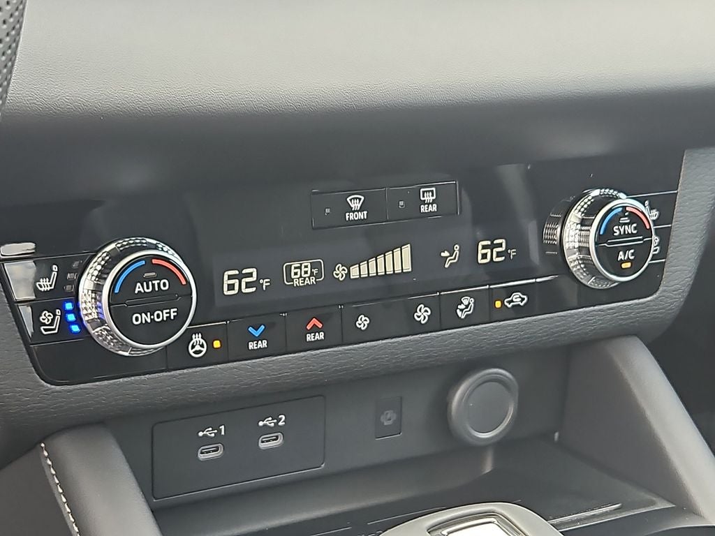 2026 Mitsubishi Outlander SEL