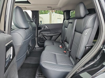 2026 Mitsubishi Outlander SEL