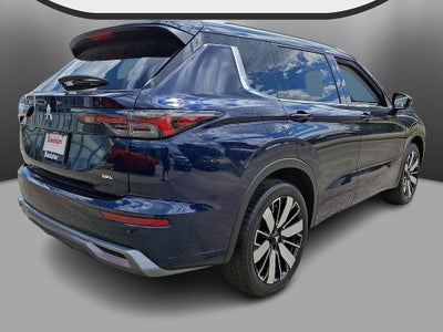 2026 Mitsubishi Outlander SEL