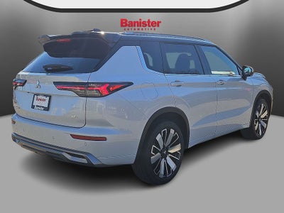 2026 Mitsubishi Outlander SEL