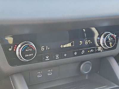 2026 Mitsubishi Outlander ES